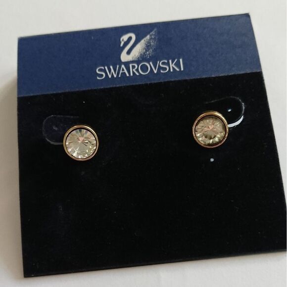 Swarovski gold tone round stud earrings - Picture 1 of 3